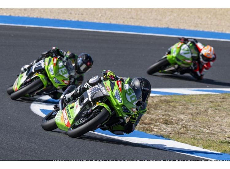 Kawasaki remporte le titre final des constructeurs WorldSSP300