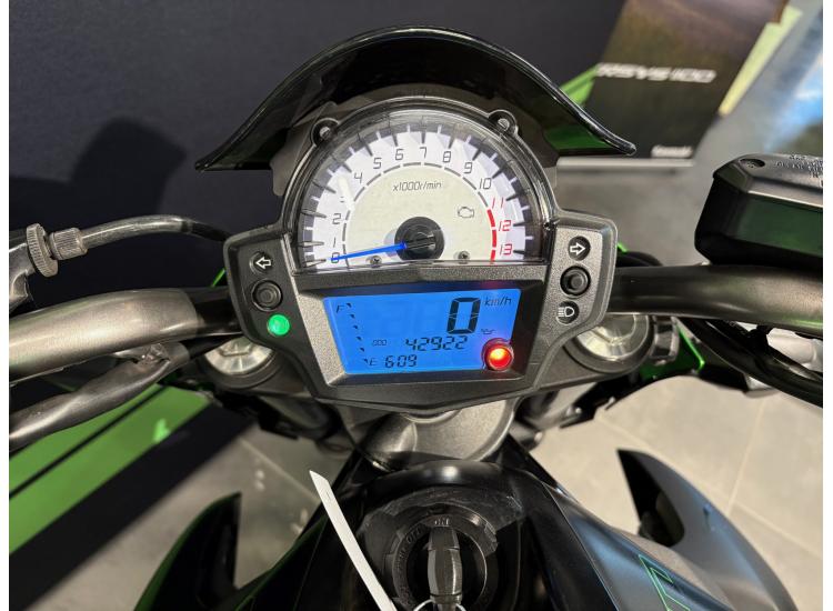 KAWASAKI ER-6N (47.5CV)