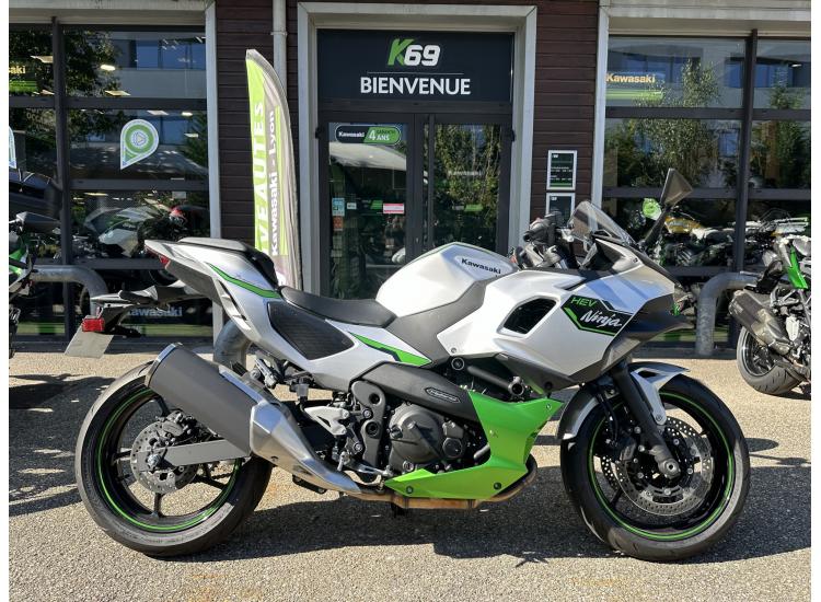 KAWASAKI Ninja 7 Hybrid