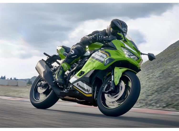 KAWASAKI NINJA ZX-4 RR