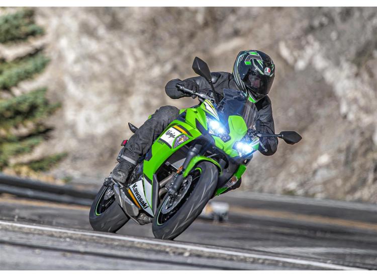 KAWASAKI NINJA 650