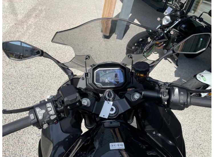 KAWASAKI NINJA 1100 SX TOURER Performance