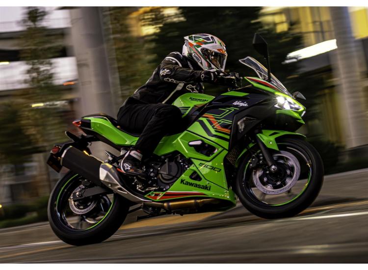 KAWASAKI NINJA 500 SE