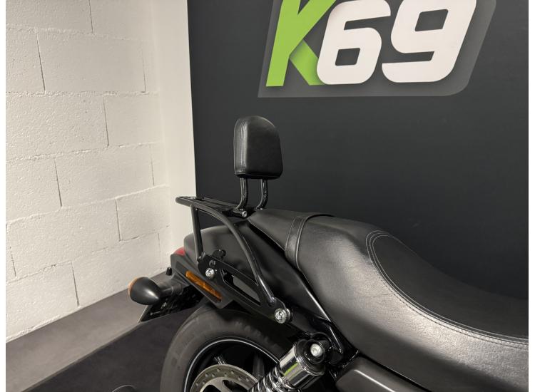 HARLEY-DAVIDSON STREET 750