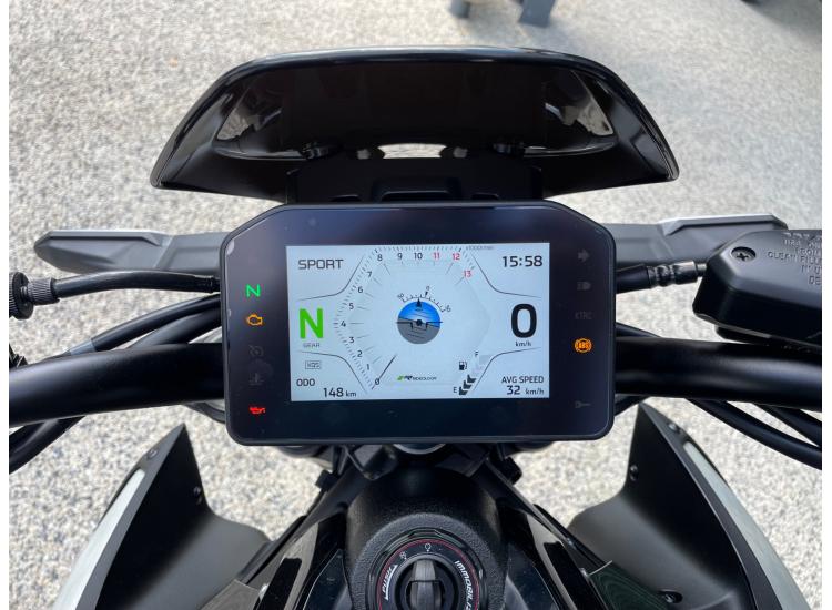 KAWASAKI Z900 Performance 2025