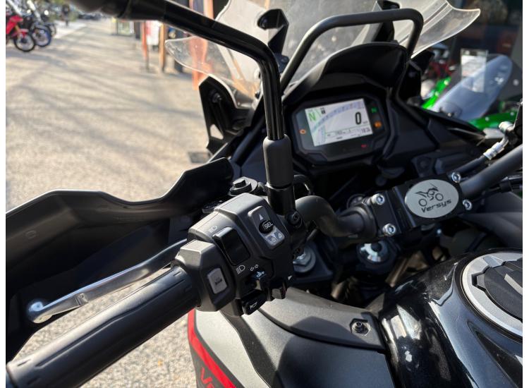 KAWASAKI VERSYS 650