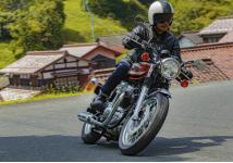 KAWASAKI W 800