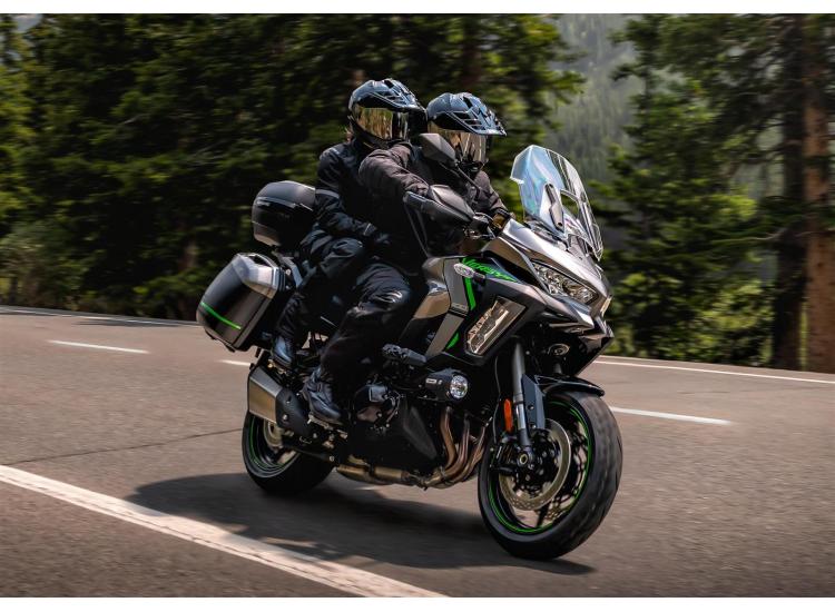 KAWASAKI VERSYS 1100 SE
