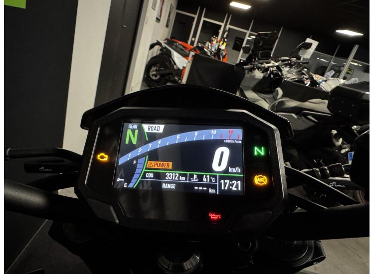 KAWASAKI Z900 A2